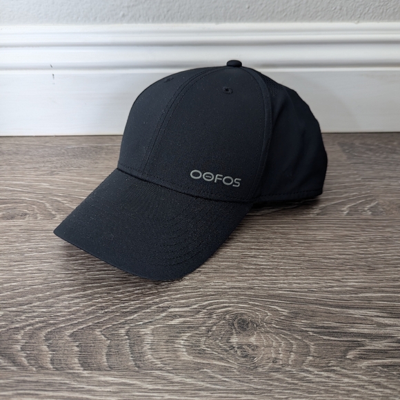 OOFOS Other - Oofos Cool Down Cap (Unisex)